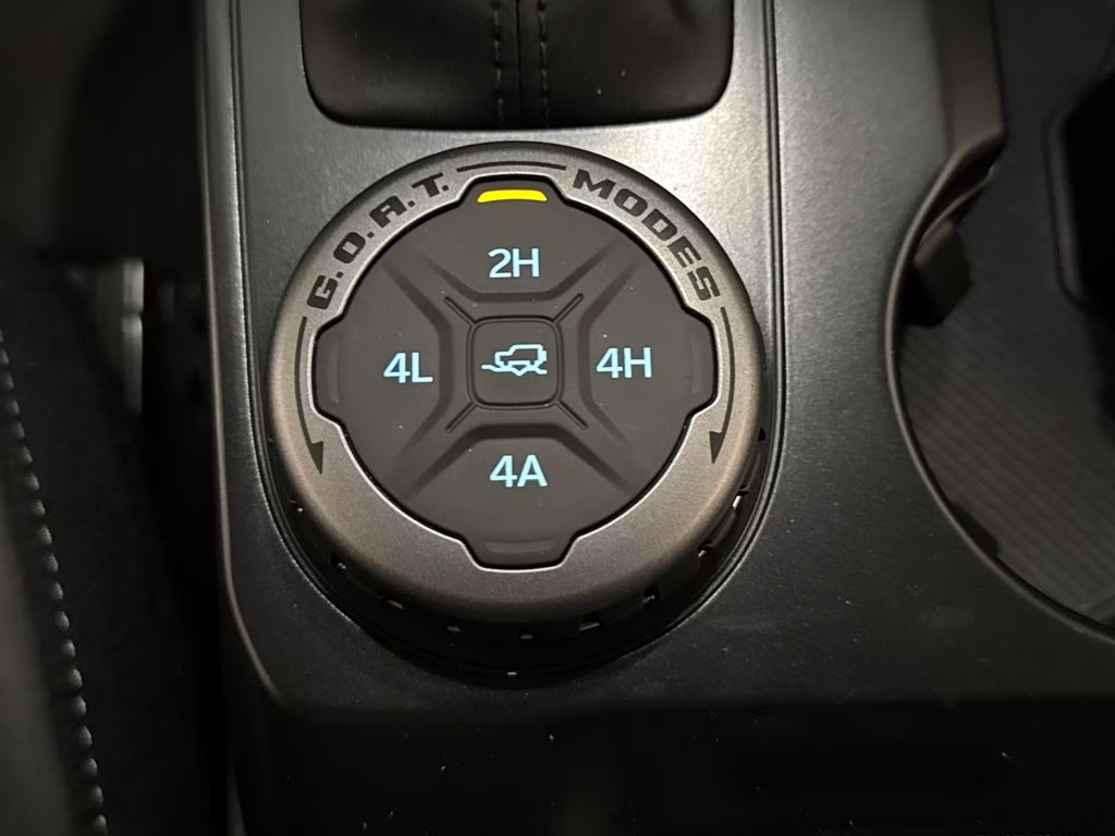 2025 Azure Gray Metallic Tri-Coat Ford Bronco Badlands 4X4 SUV