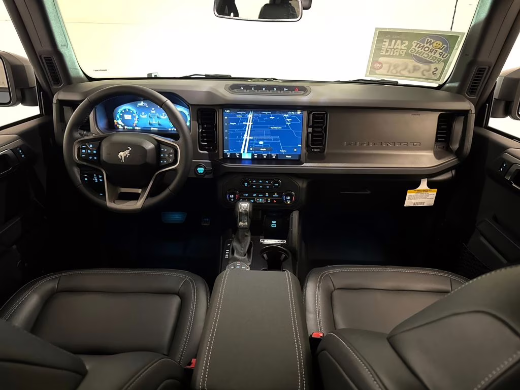 2025 Azure Gray Metallic Tri-Coat Ford Bronco Badlands 4X4 SUV