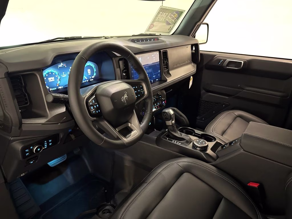 2025 Blue Metallic Ford Bronco Badlands 4X4 SUV