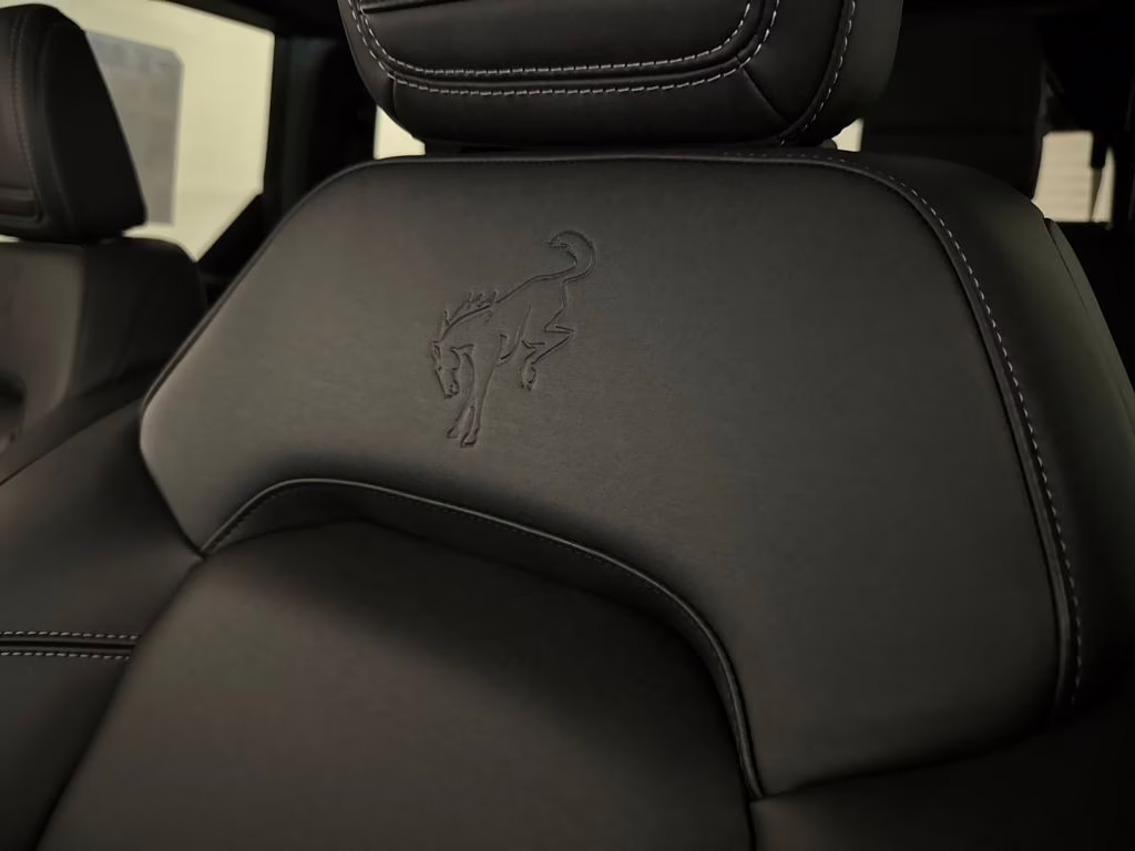 2025 Velocity Blue Metallic Ford Bronco Badlands 4X4 SUV