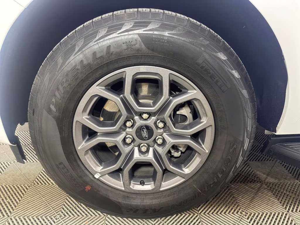 2025 Oxford White Ford Expedition Active RWD SUV