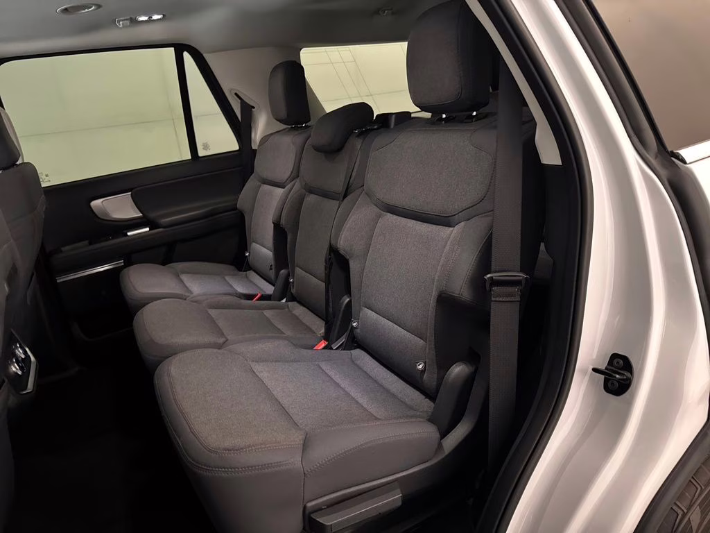 2025 Oxford White Ford Expedition Active RWD SUV