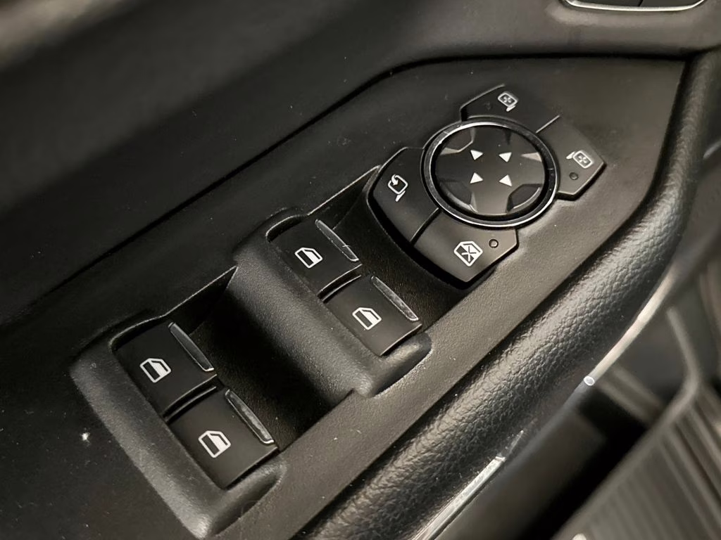 2020 Agate Black Ford Expedition XLT RWD SUV