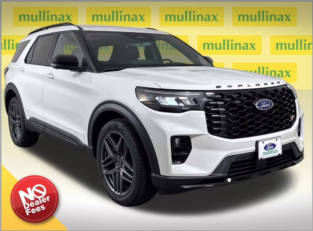 2026 Star White Metallic Tri-Coat Ford Explorer ST 4X4 SUV