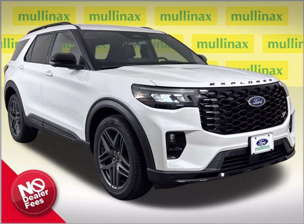 2026 Star White Metallic Tri-Coat Ford Explorer ST 4X4 SUV