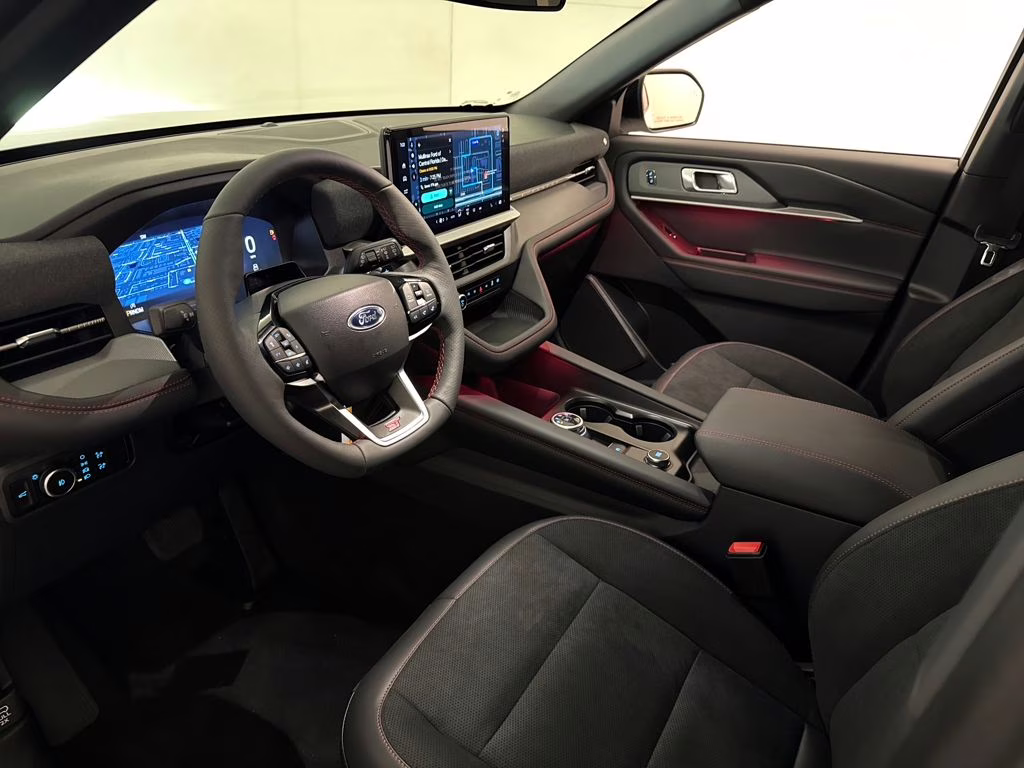 2026 Star White Metallic Tri-Coat Ford Explorer ST 4X4 SUV