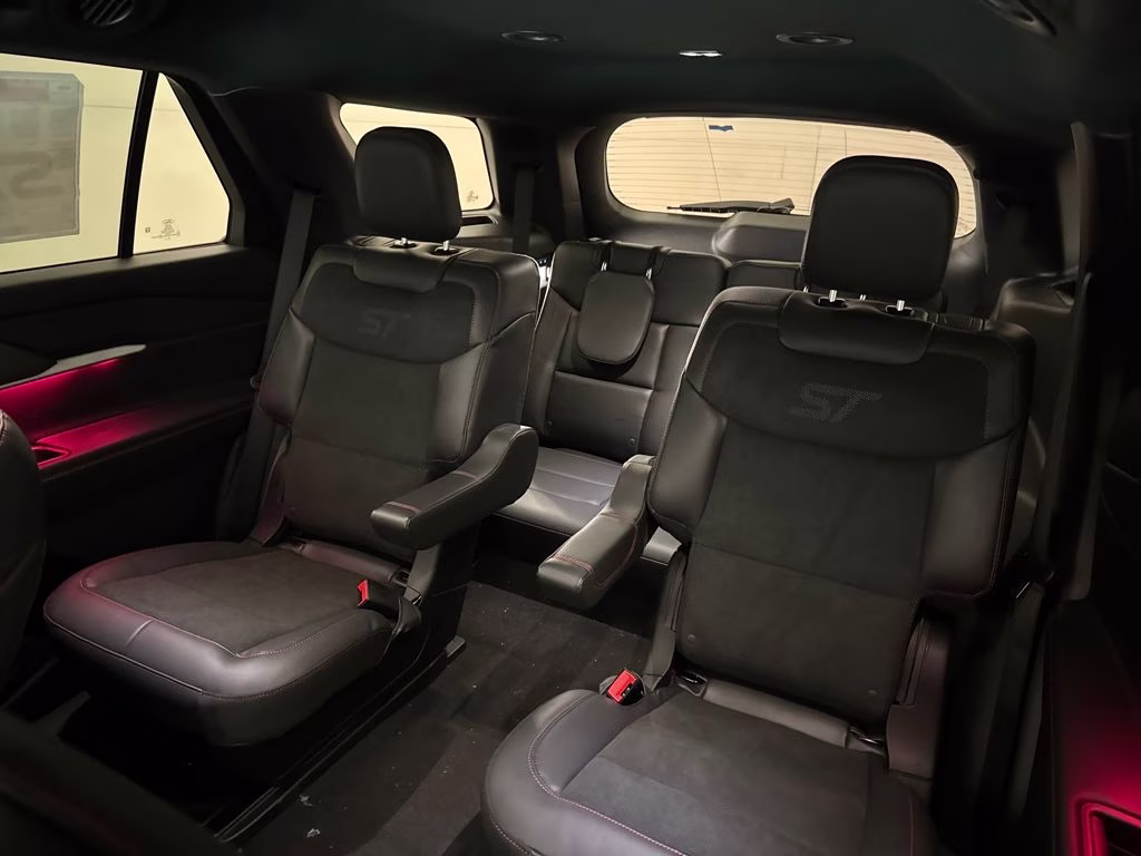 2026 Star White Metallic Tri-Coat Ford Explorer ST 4X4 SUV