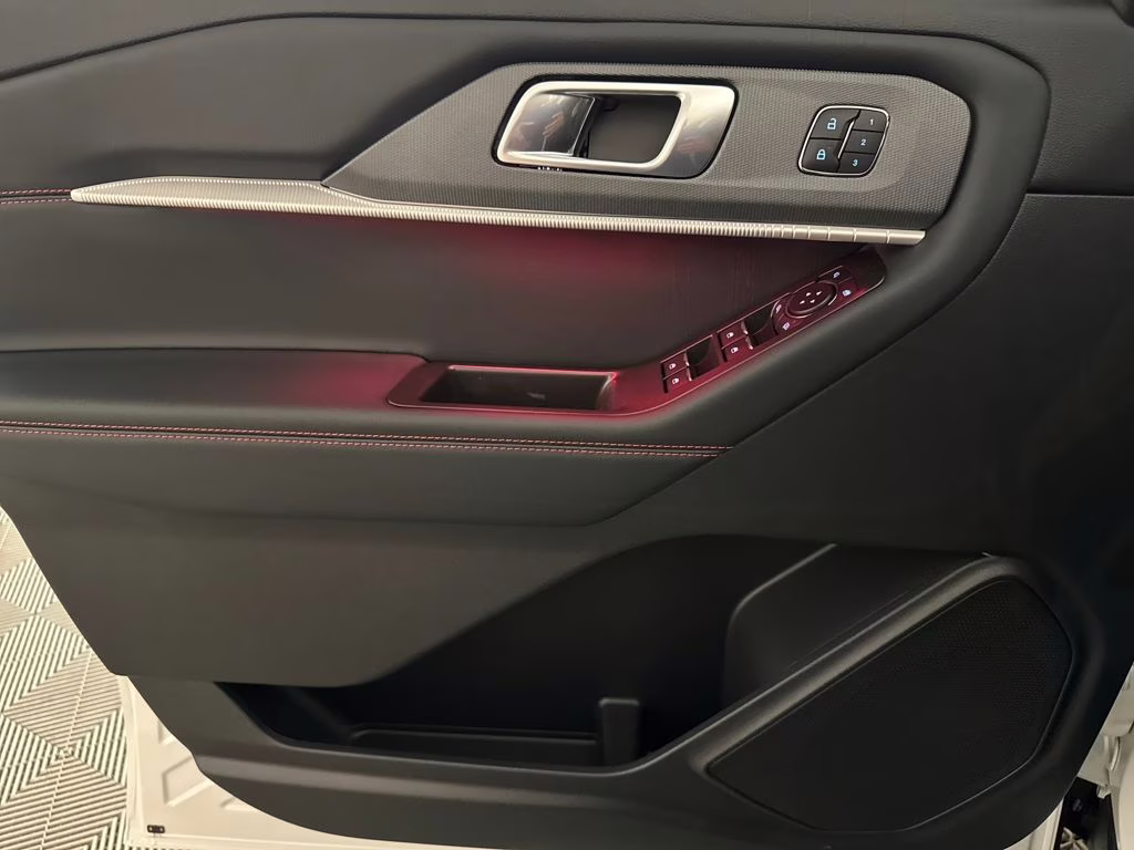 2026 Star White Metallic Tri-Coat Ford Explorer ST 4X4 SUV