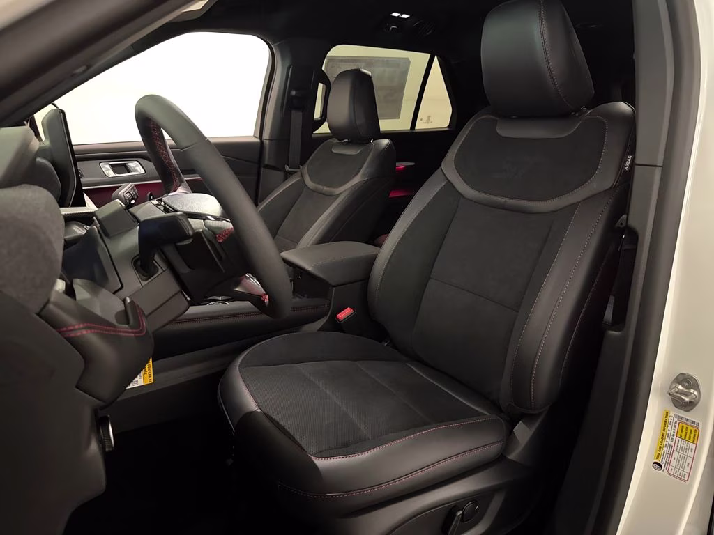 2026 Star White Metallic Tri-Coat Ford Explorer ST 4X4 SUV