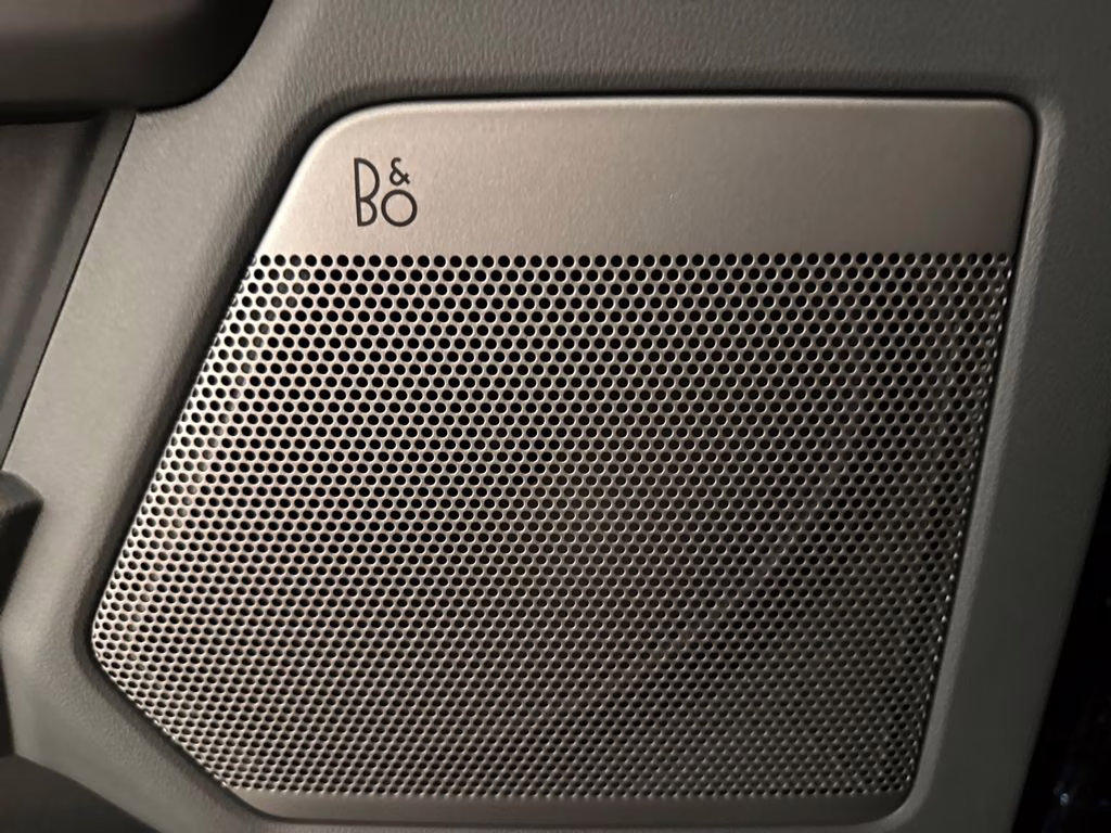 2025 Agate Black Metallic Ford F-150 Lightning Flash AWD Truck