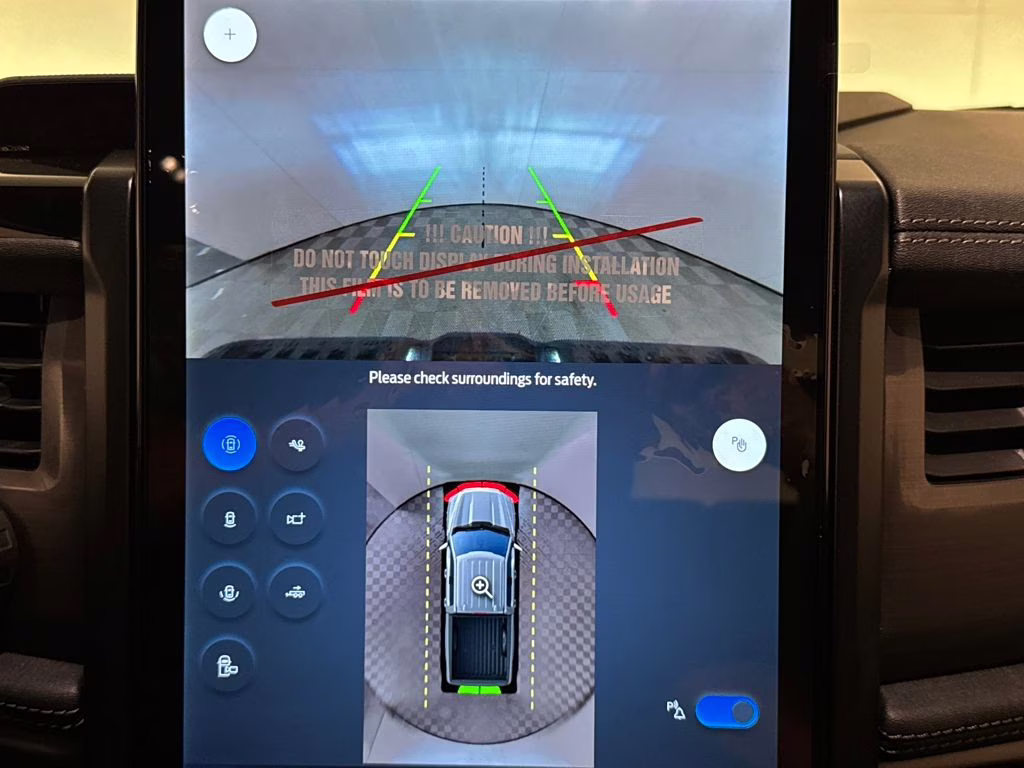 2025 Agate Black Metallic Ford F-150 Lightning Flash AWD Truck