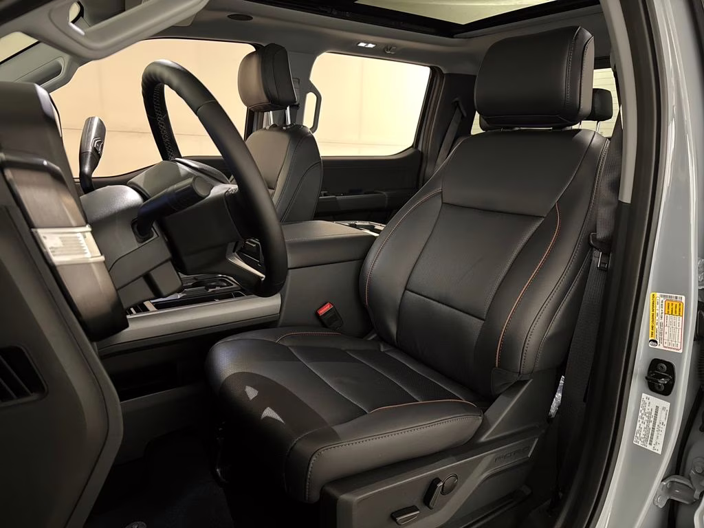 2026 Glacier Gray Metallic Tri-Coat Ford Super Duty F-250 SRW Lariat 4X4 Truck