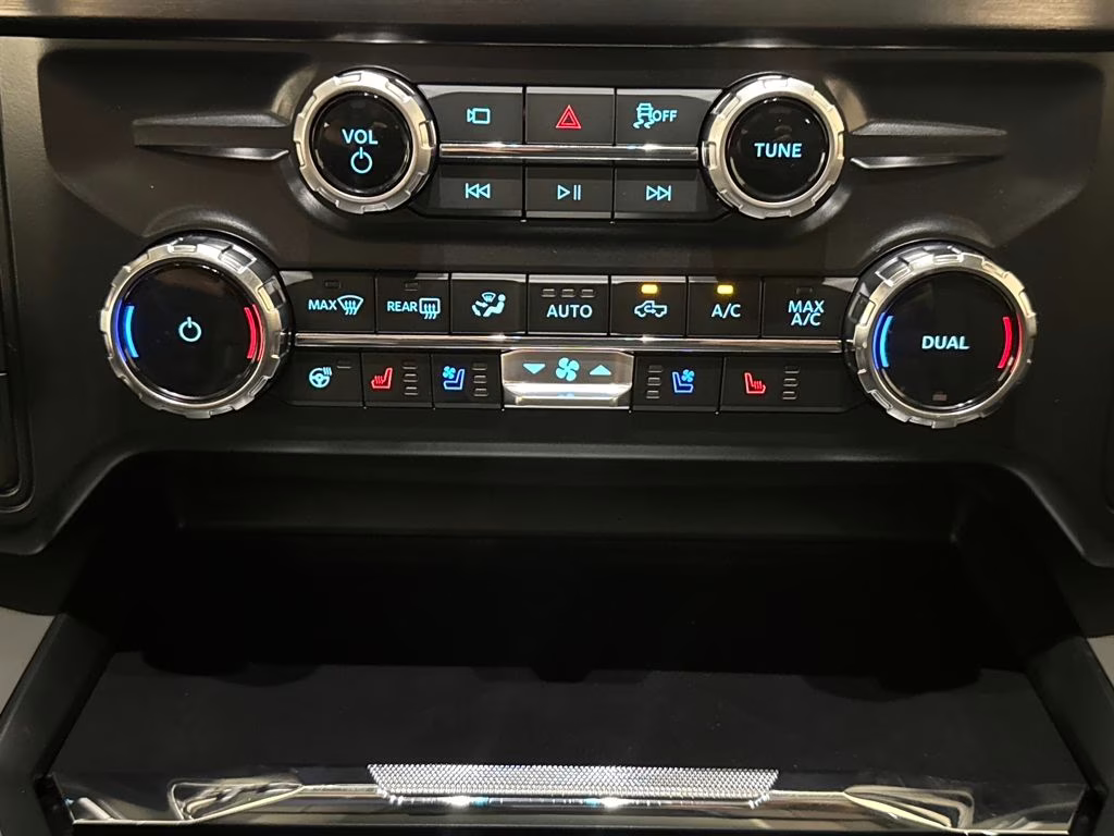 2026 Glacier Gray Metallic Tri-Coat Ford Super Duty F-250 SRW Lariat 4X4 Truck