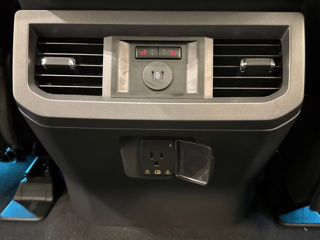 2026 Avalanche Ford Super Duty F-250 SRW Lariat 4X4 Truck