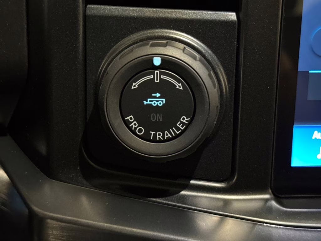 2026 Avalanche Ford Super Duty F-250 SRW Lariat 4X4 Truck