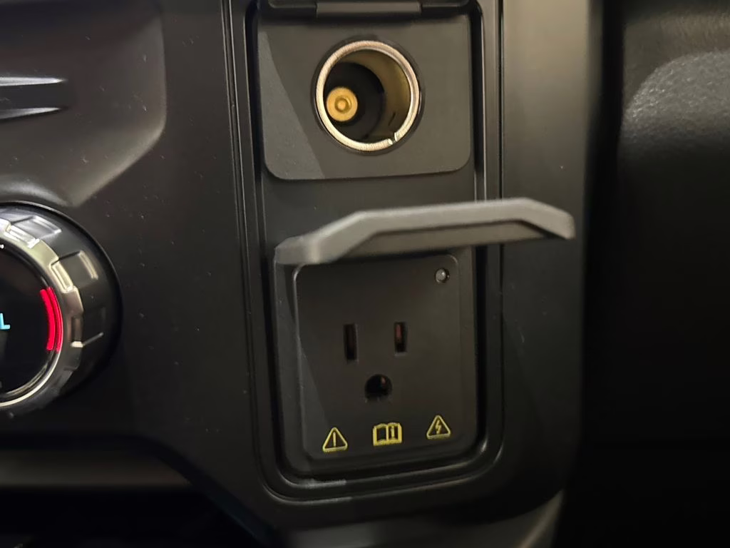 2026 Agate Black Metallic Ford Super Duty F-250 SRW Lariat 4X4 Truck