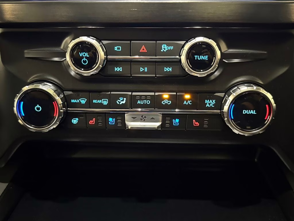 2026 Agate Black Metallic Ford Super Duty F-250 SRW Lariat 4X4 Truck