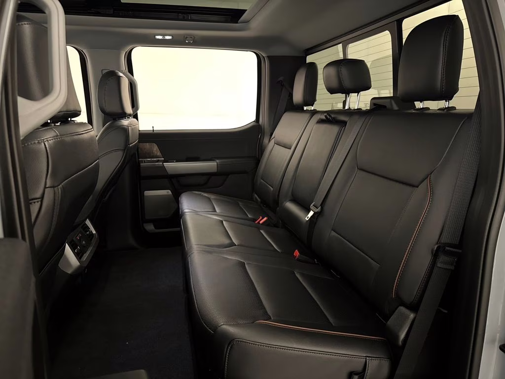 2026 Glacier Gray Metallic Tri-Coat Ford Super Duty F-250 SRW Lariat 4X4 Truck