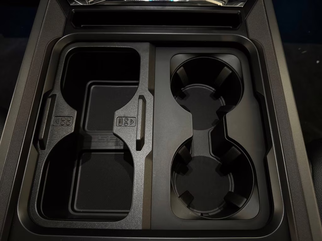 2026 Agate Black Metallic Ford Super Duty F-250 SRW Lariat 4X4 Truck