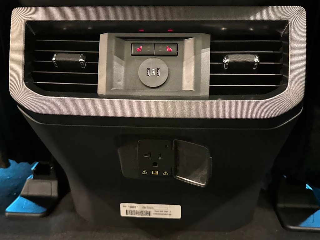 2026 Star White Metallic Tri-Coat Ford Super Duty F-350 SRW Platinum 4X4 Truck