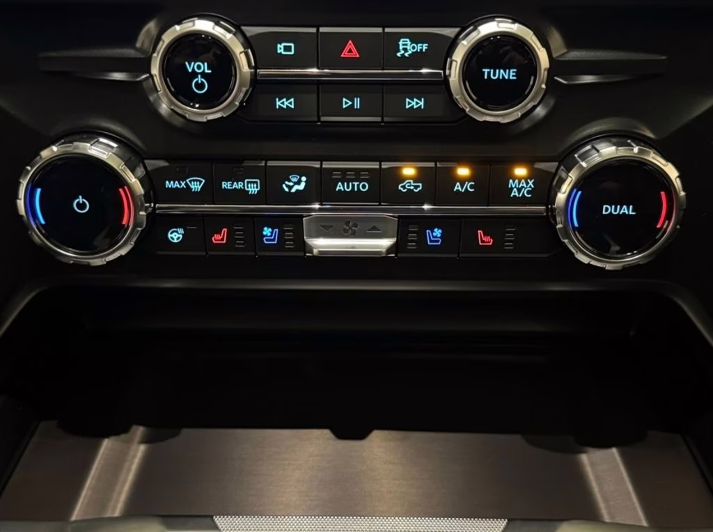 2026 Agate Black Metallic Ford Super Duty F-350 DRW Platinum 4X4 Truck