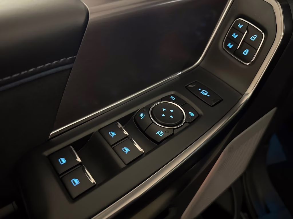 2026 Agate Black Metallic Ford Super Duty F-350 DRW Platinum 4X4 Truck