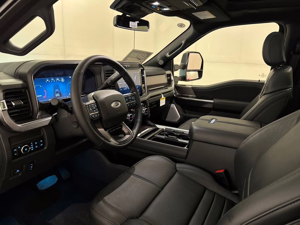 2026 Agate Black Metallic Ford Super Duty F-350 DRW Platinum 4X4 Truck