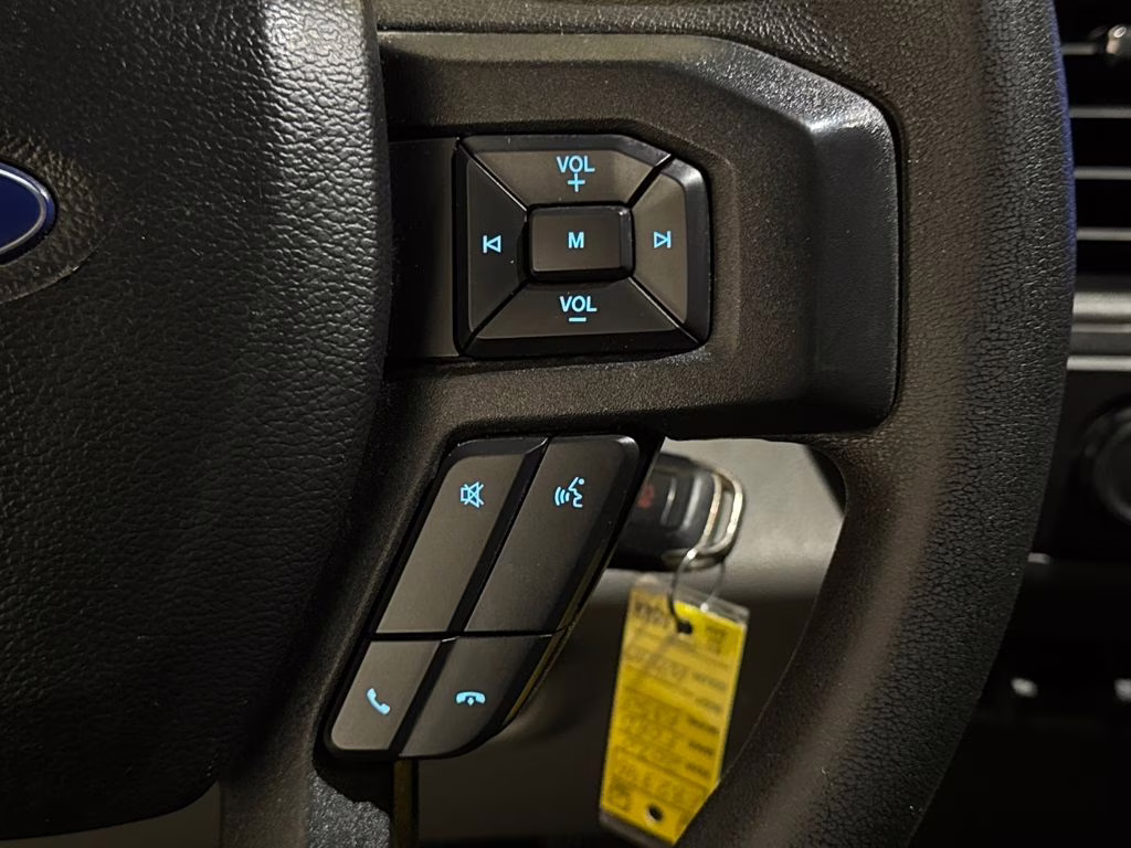 2020 Oxford White Ford Super Duty F-350 DRW XL 4X4 Truck