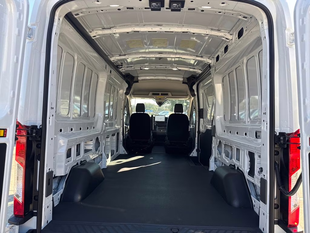 2026 Oxford White Ford Transit-250 Base RWD Van