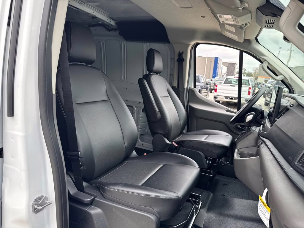 2026 Oxford White Ford Transit-250 Base RWD Van