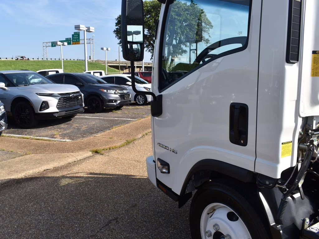 2025 Artic White Chevrolet 4500 HG LCF Gas Base RWD Truck