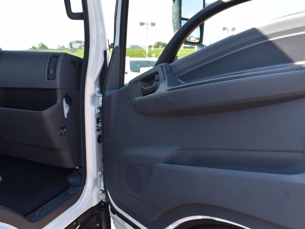 2025 Summit White Chevrolet 5500 XD LCF Diesel Base RWD Truck