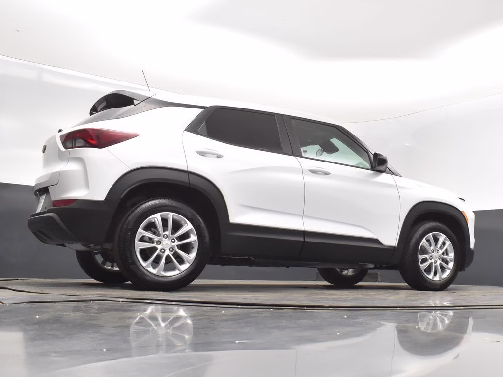 2025 Chevrolet Trailblazer LS - Photo 41