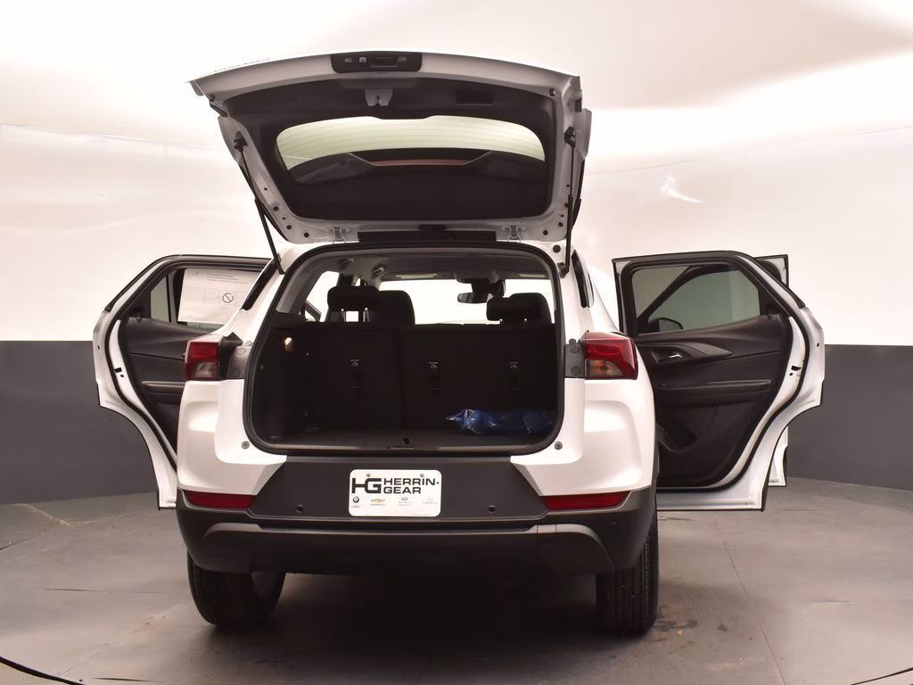 2025 Chevrolet Trailblazer LS - Photo 50