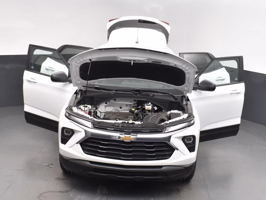 2025 Chevrolet Trailblazer LS - Photo 51