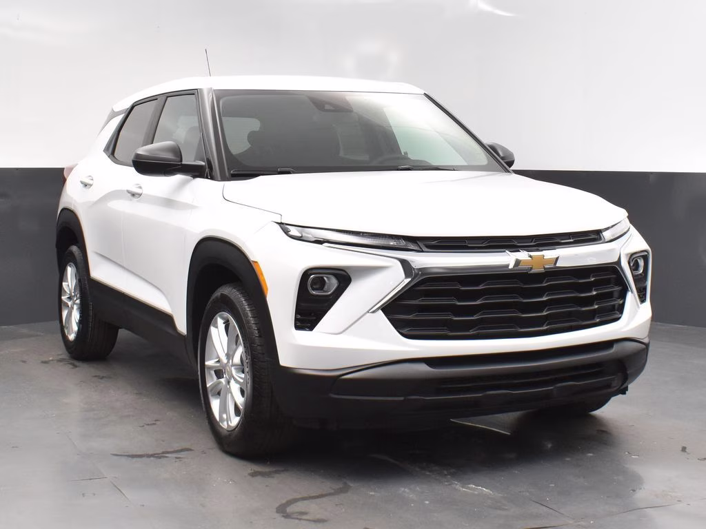 2025 Chevrolet Trailblazer LS - Photo 9