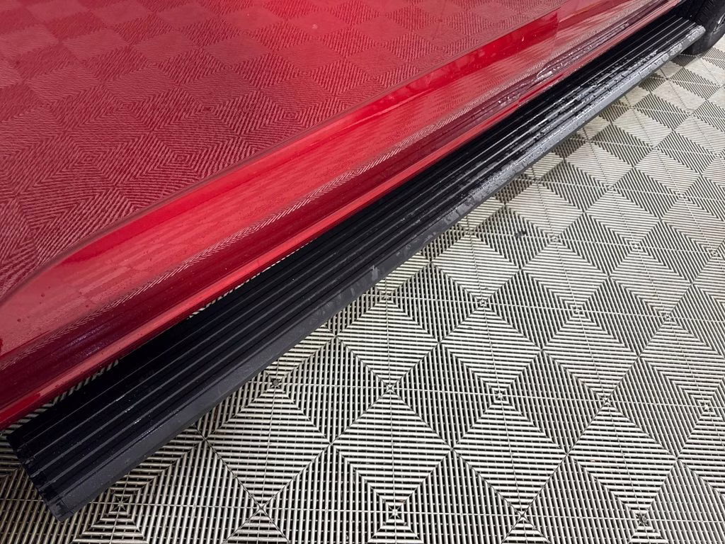 2025 Rapid Red Metallic Tinted Clearcoat Ford F-150 Platinum 4X4 Truck