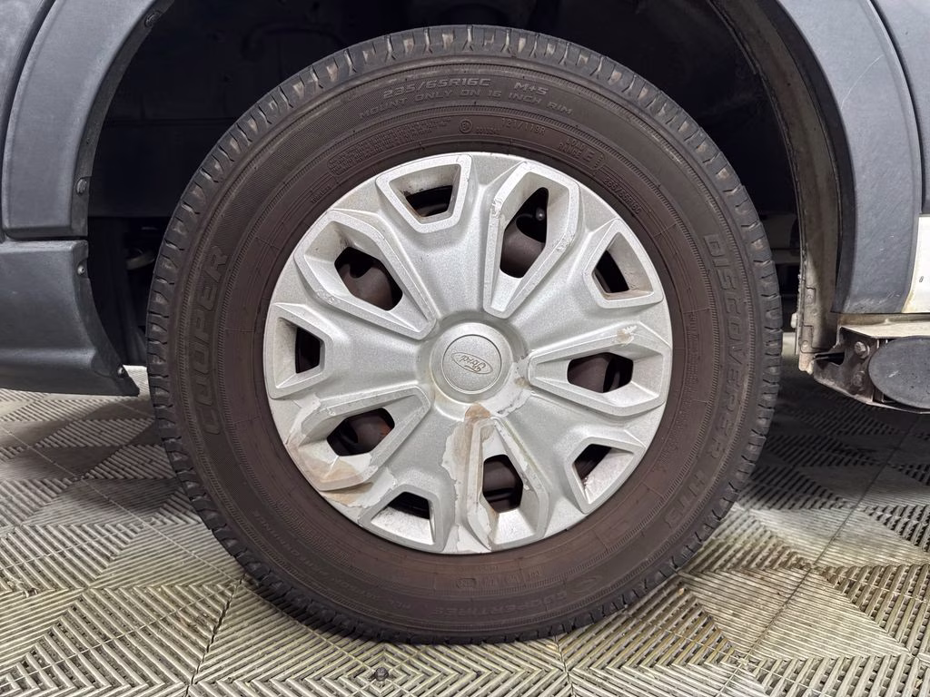 2018 Oxford White Ford Transit-250 Base RWD Van