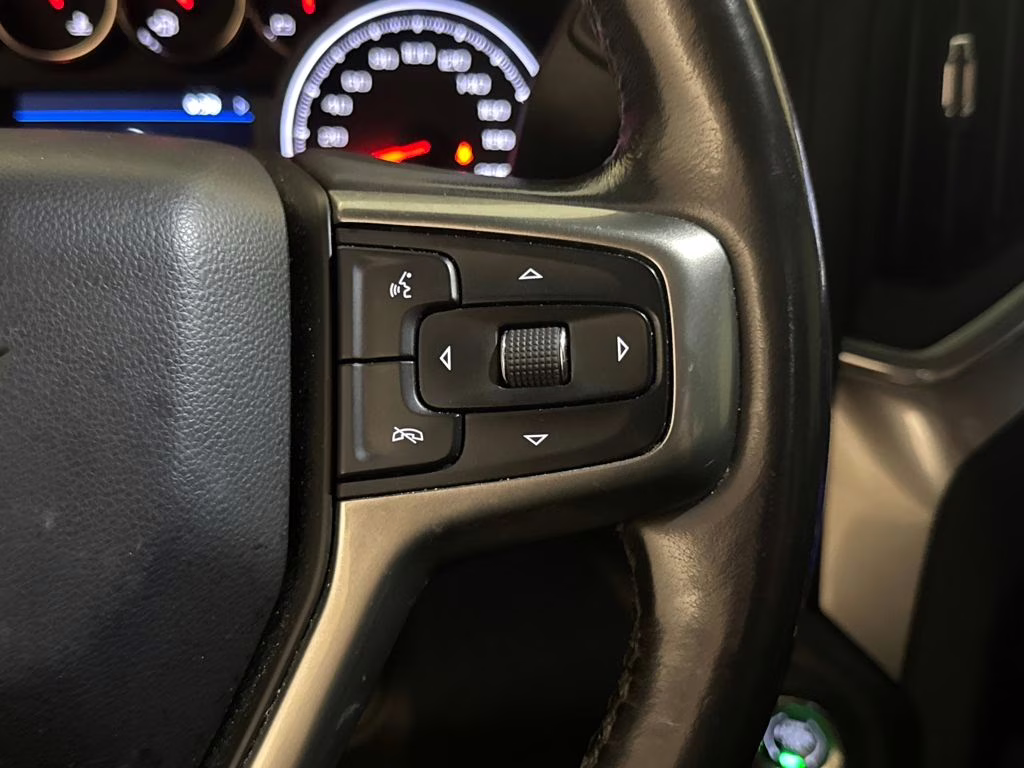 2019 Summit White Chevrolet Silverado 1500 RST 4X4 Truck