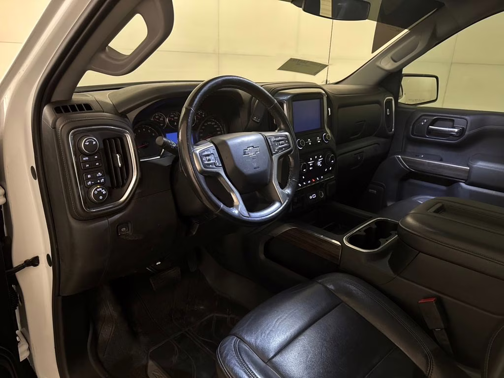 2019 Summit White Chevrolet Silverado 1500 RST 4X4 Truck