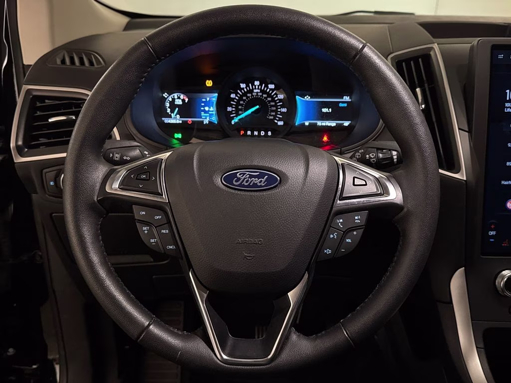2024 Agate Black Metallic Ford Edge SEL AWD SUV