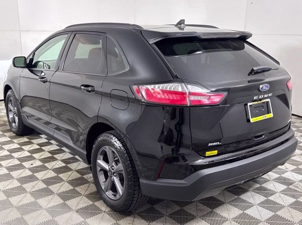 2024 Black Metallic Ford Edge SEL AWD SUV