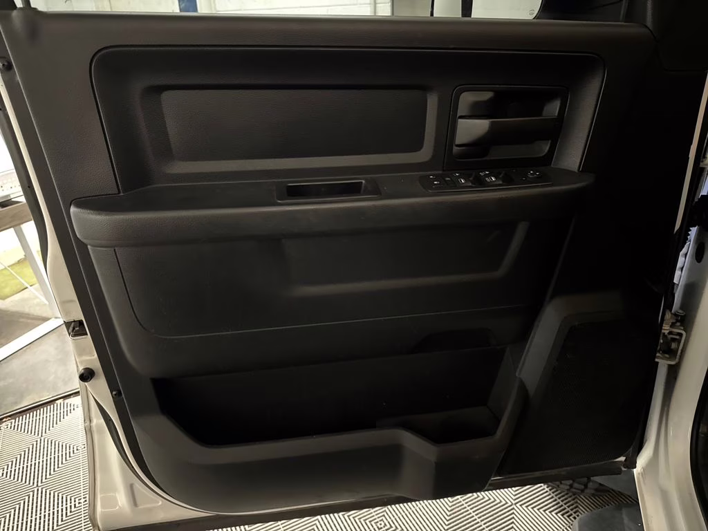 2016 Bright White Clearcoat Ram 4500HD Tradesman 4X4 Truck