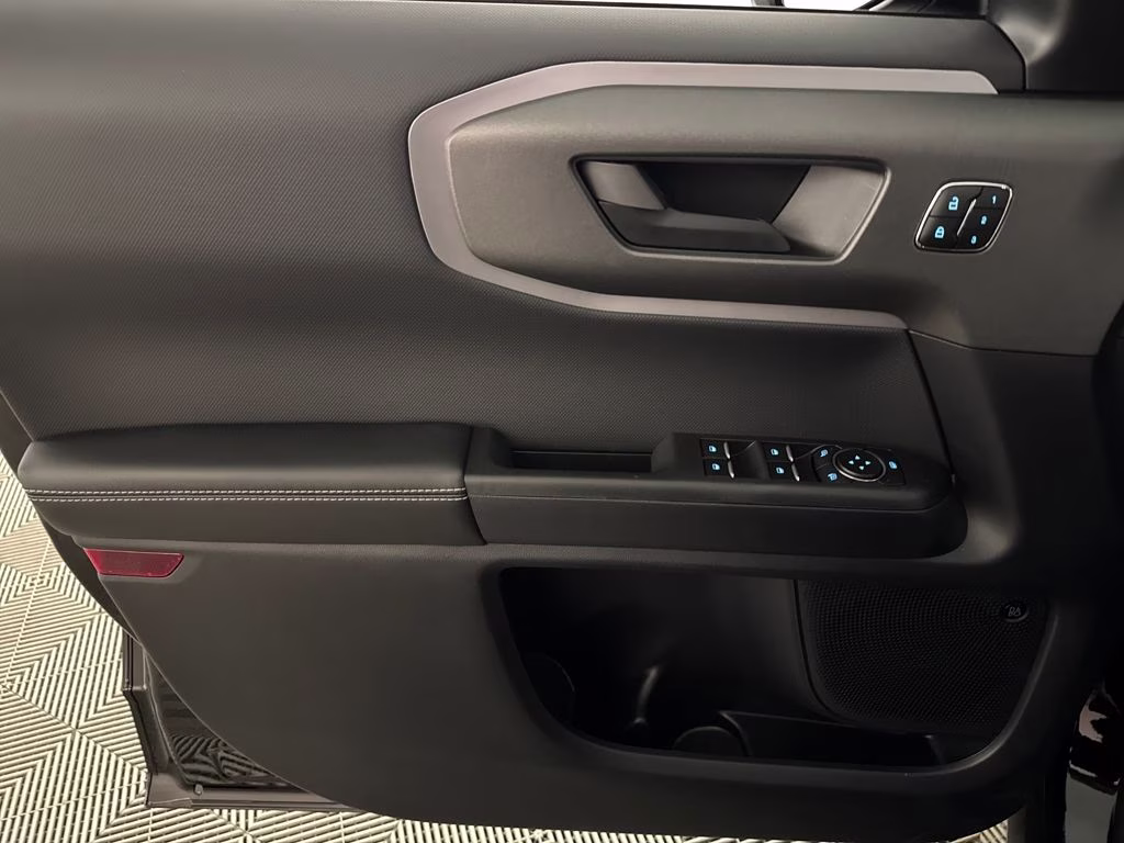 2025 Shadow Black Ford Bronco Sport Outer Banks 4X4 SUV