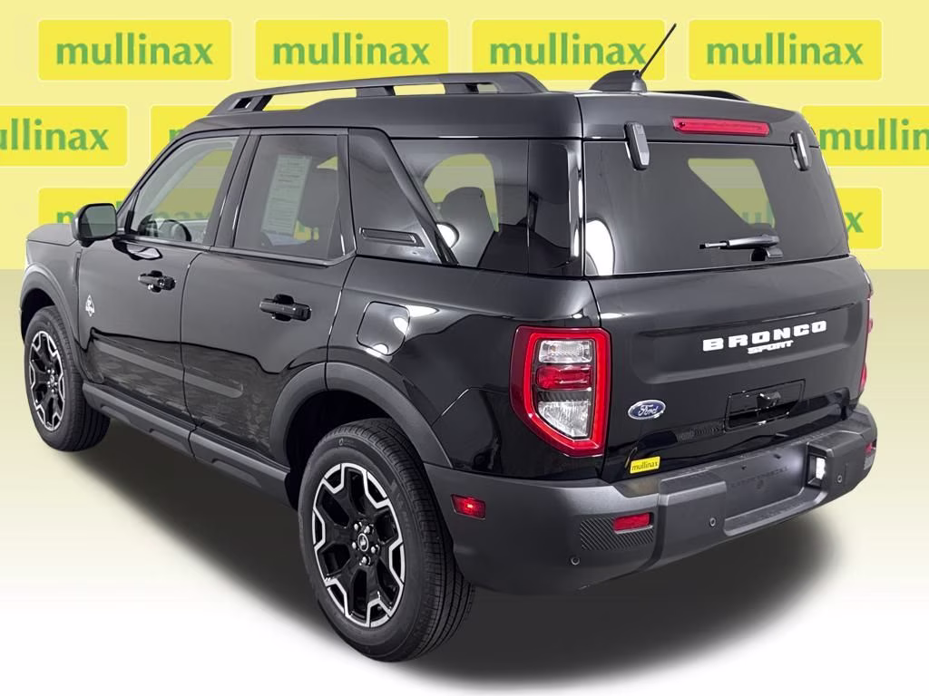 2025 Shadow Black Ford Bronco Sport Outer Banks 4X4 SUV