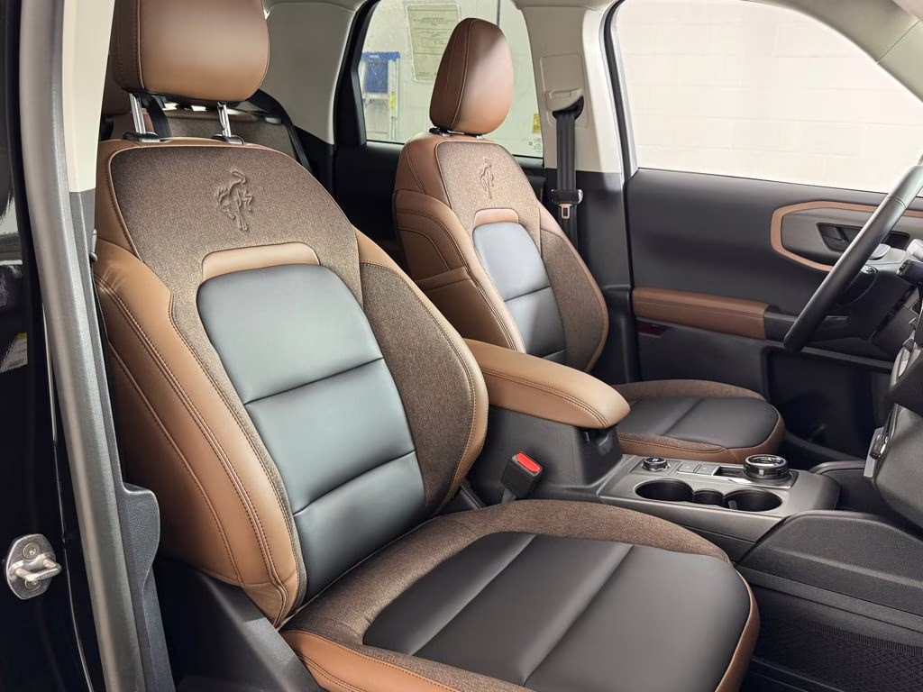 2025 Shadow Black Ford Bronco Sport Outer Banks 4X4 SUV