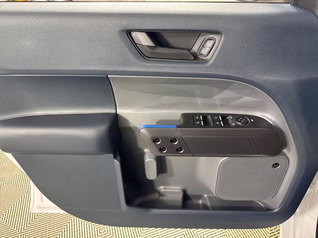 2025 Oxford White Ford Maverick LOBO AWD Truck