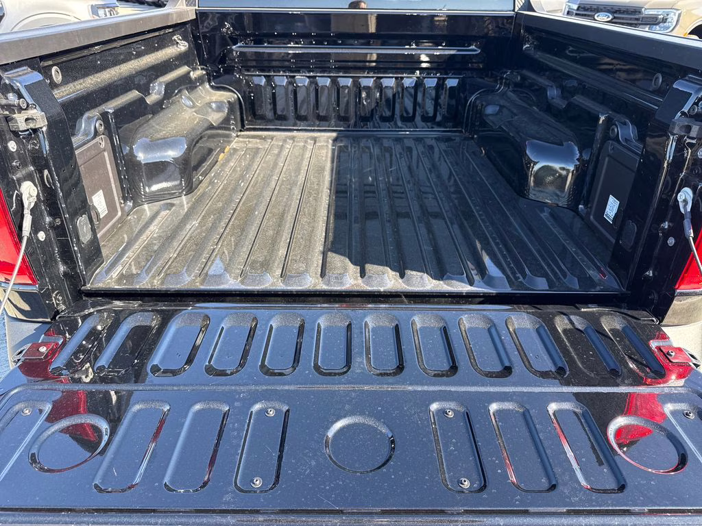 2026 Shadow Black Ford Maverick XL FWD Truck