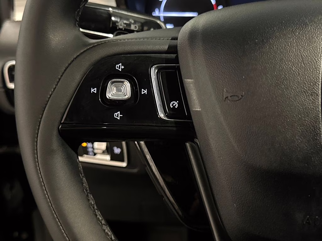 2022 Black Metallic Lincoln Corsair Standard FWD SUV