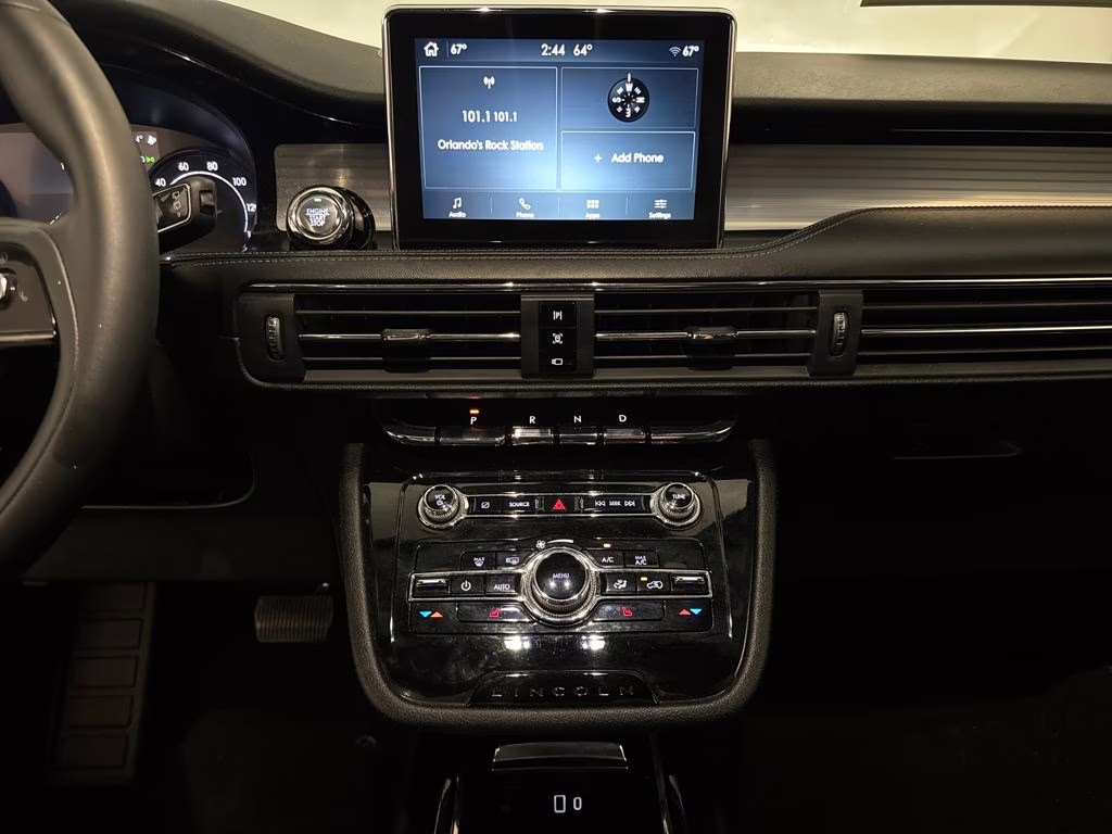 2022 Black Metallic Lincoln Corsair Standard FWD SUV